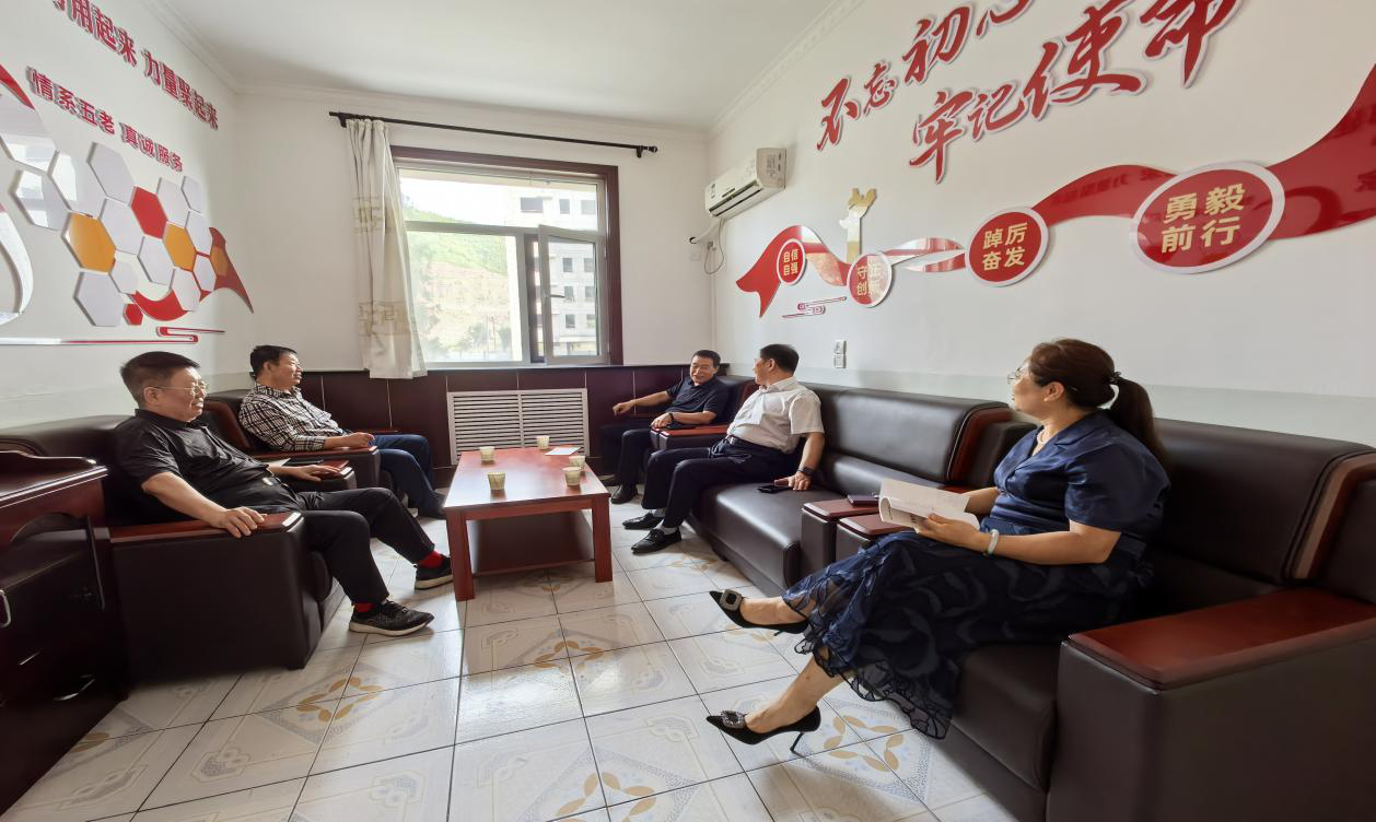 1752221931856188.png 图片12345.png