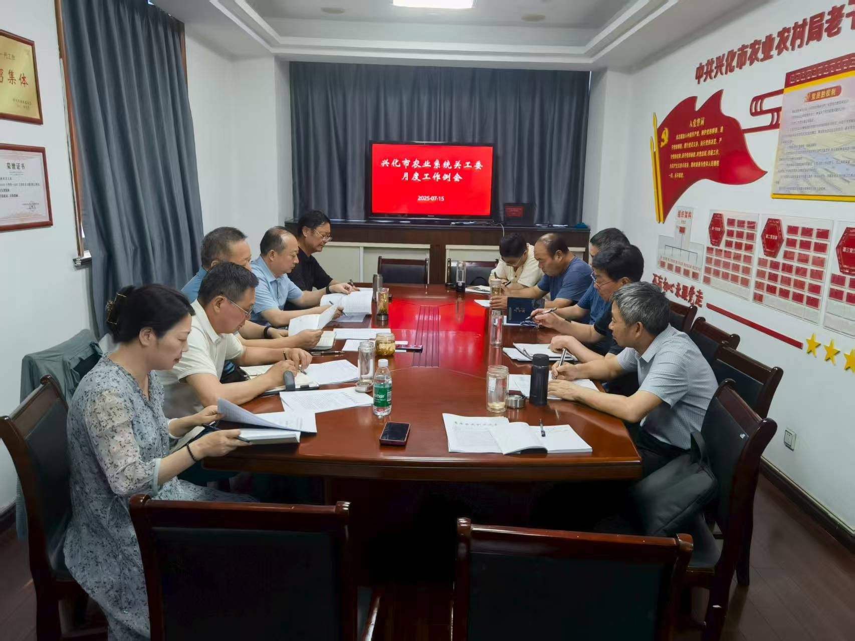 1752738516635946.png 图片1.png