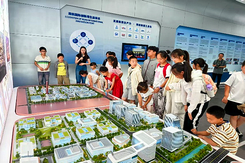 1753019877264646.png 江苏省南京市六合区马鞍街道关工委联合开展“科技启迪梦想,知识照亮未来”科普活动(1).png