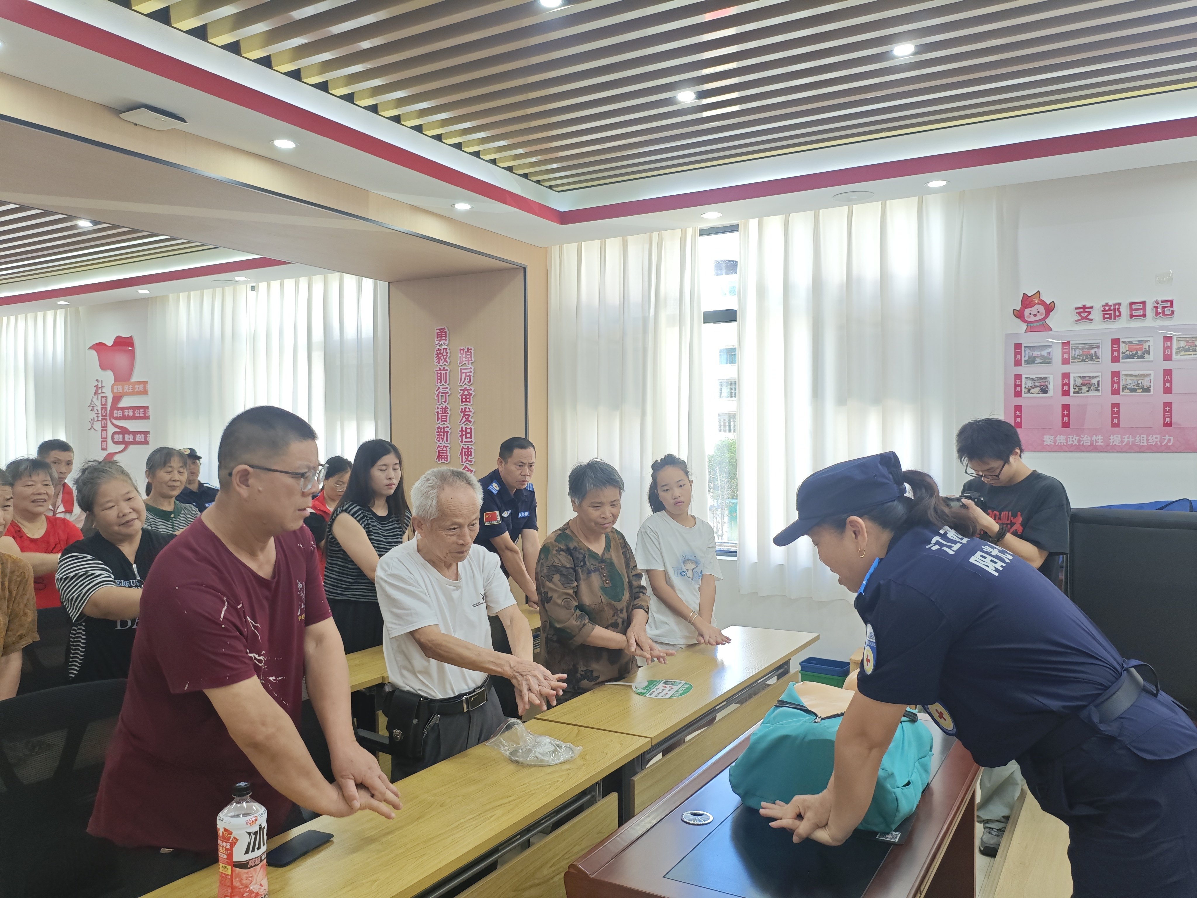 4基层动态照片_爱奇艺.jpg