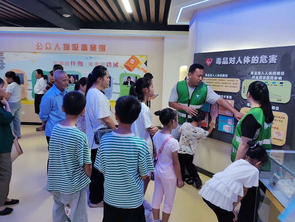 1754269585707430.jpg 利民社区-禁毒活动 (6).jpg