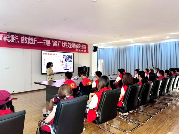 1754270174461593.jpg 宣传现场.jpg