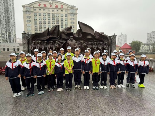 1779778233614598.jpg 华彩丹研1.jpg