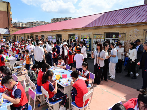 1782446370886771.jpg 阳明小学社团服务活动2_副本.jpg