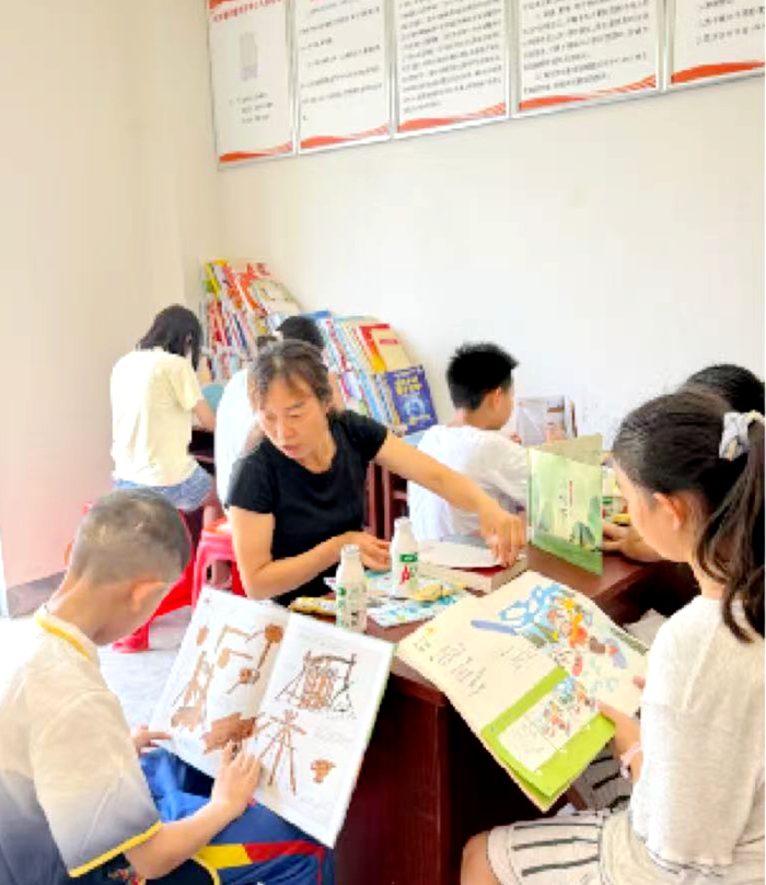 1784009240775231.jpg 比耳读书1.jpg