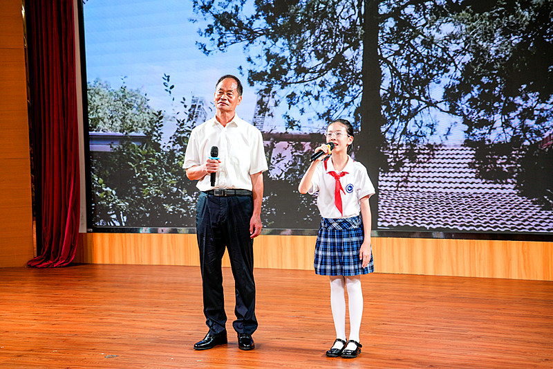 玄武区成功举办第三十届老少同台主题展演活动(4).jpg