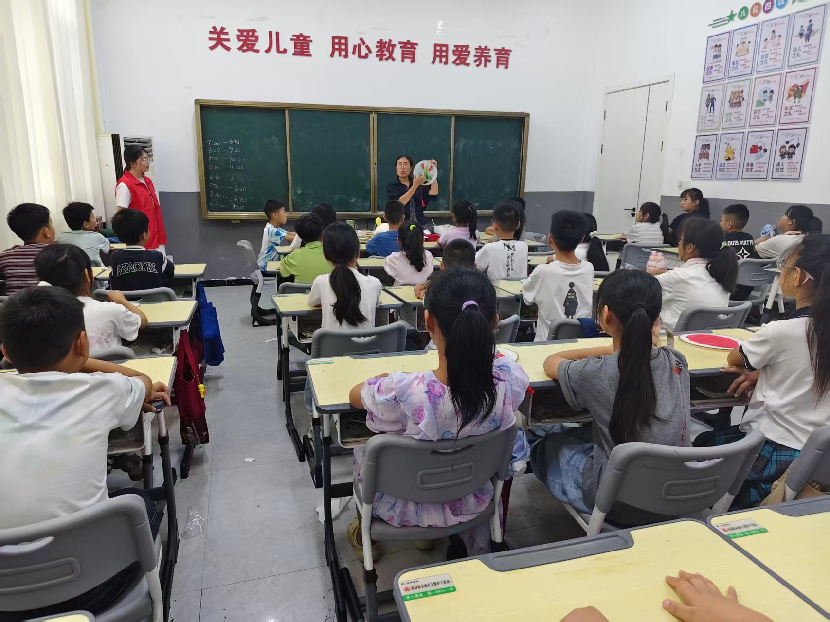 1784596910182244.jpg 脸谱.jpg