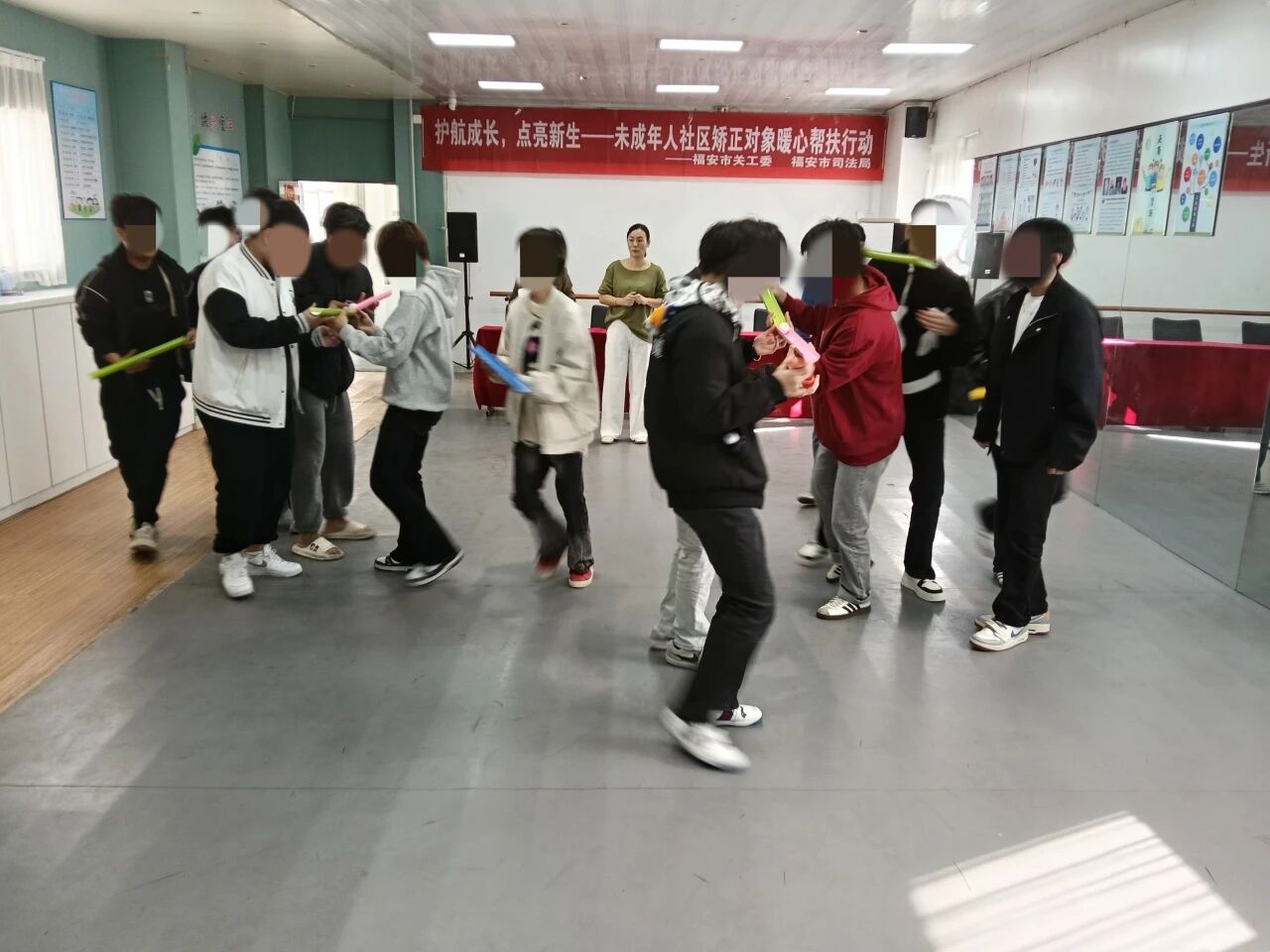 1784708155629045.jpg 组织开展符合青少年心理特点的心理健康团体辅导.jpg
