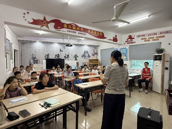 1784777564226865.jpg 26.7.21拒绝校园欺凌 原理违法犯罪宣讲图片IMG_5377.JPG