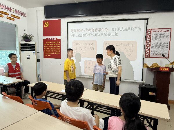 1784777580225390.jpg 26.7.21拒绝校园欺凌 原理违法犯罪宣讲图片IMG_5389.JPG
