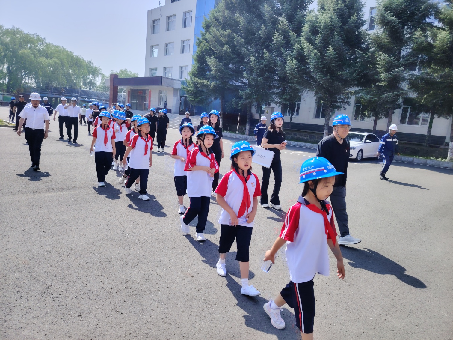 1785117275138190.jpg 平矿二小“知行践初心,研学促成长”暑期六家矿社会实践活动照片4_副本.jpg