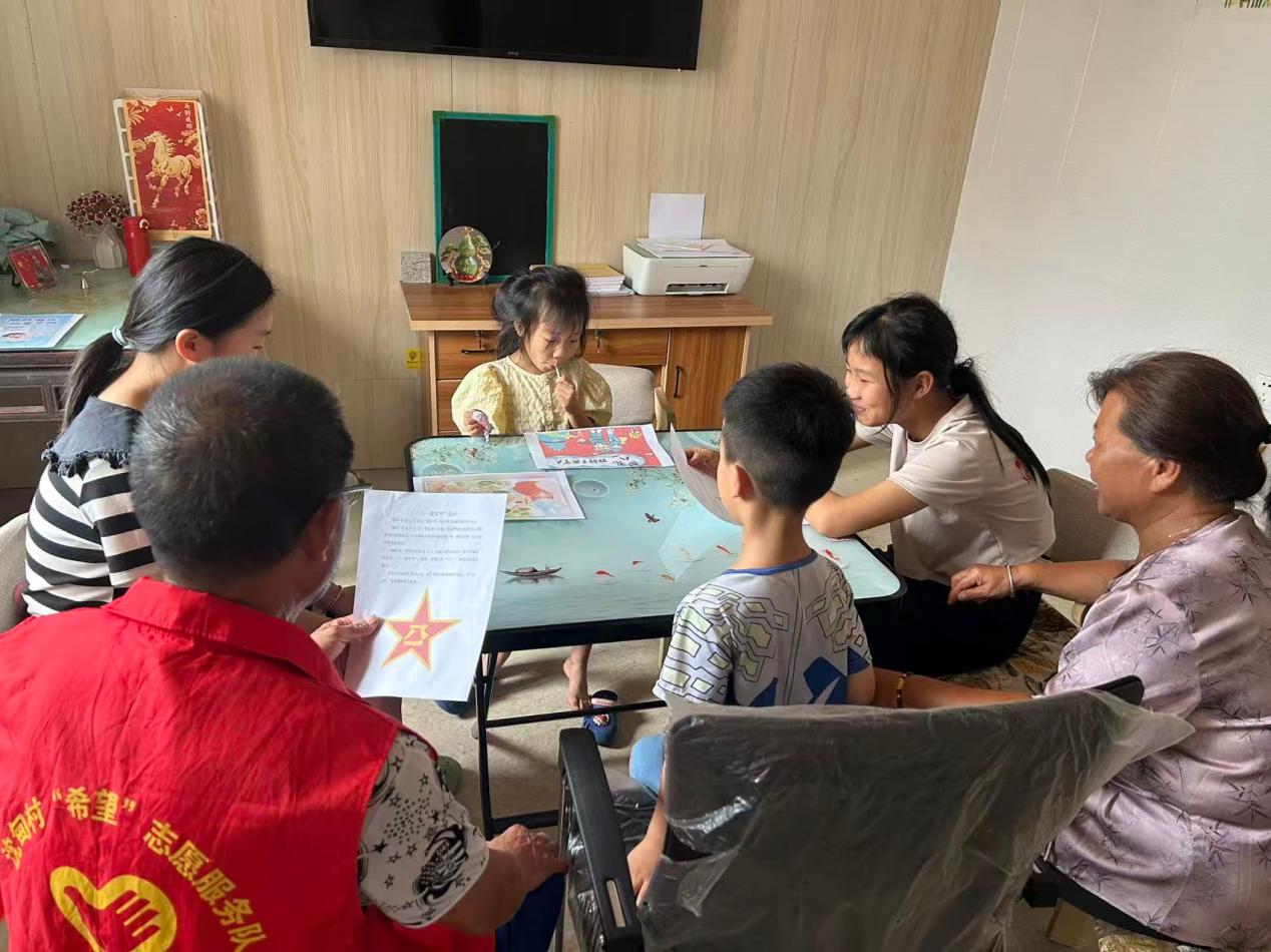 1785201566993015.jpg 八一2.jpg