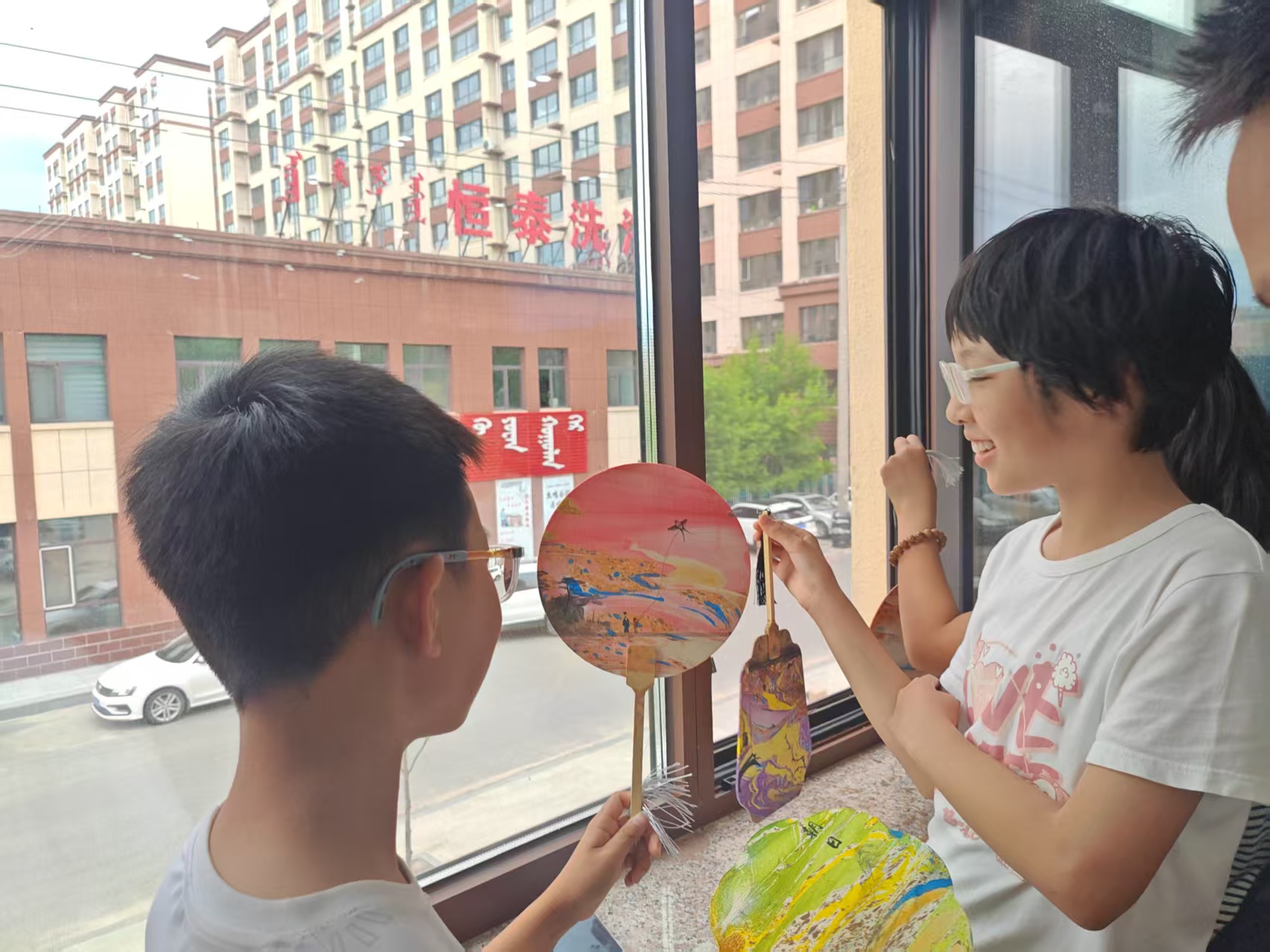1785292045957324.jpg 漆扇制作.jpg