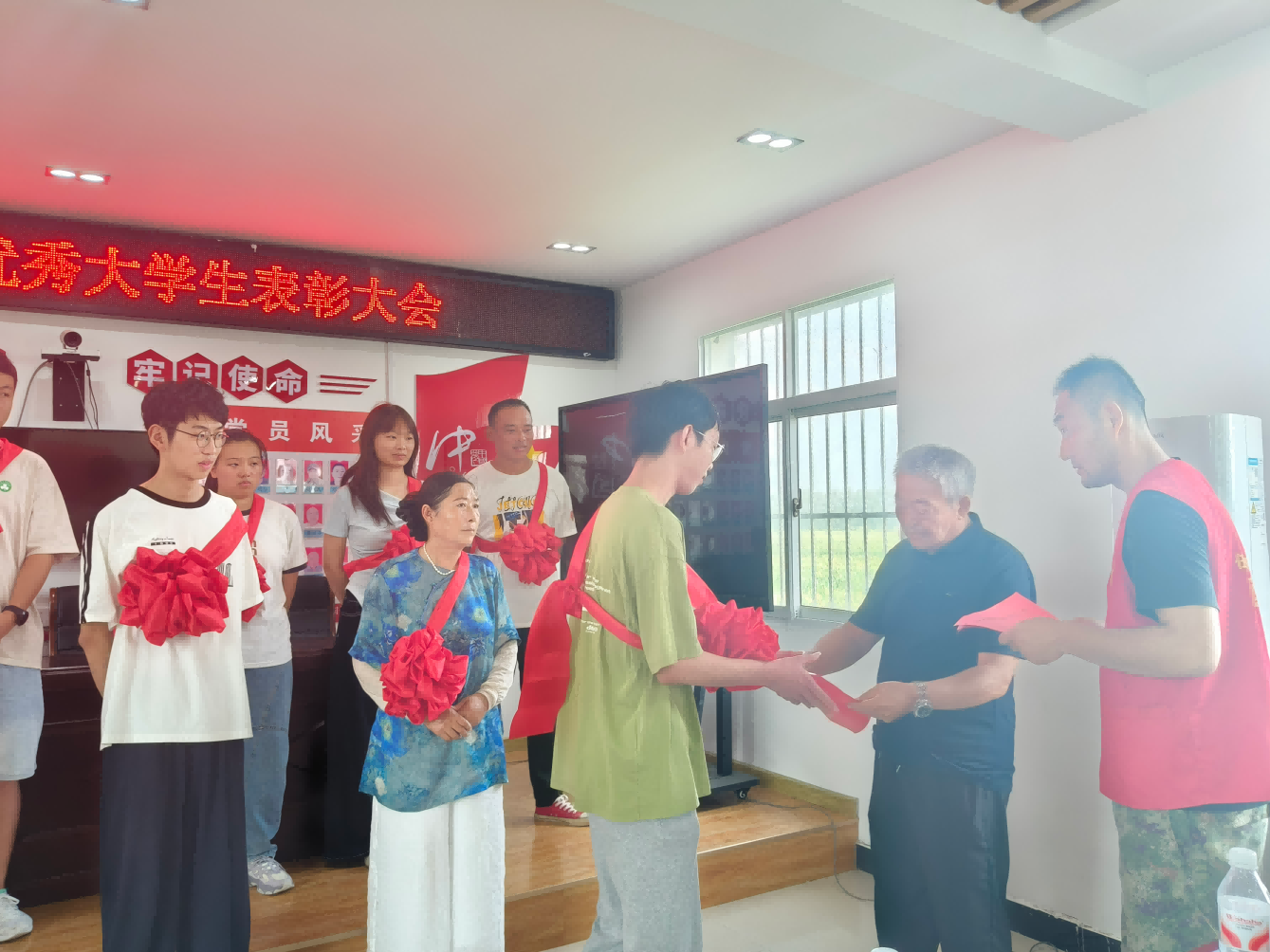 1787195529103673.png 任桥12(1).png
