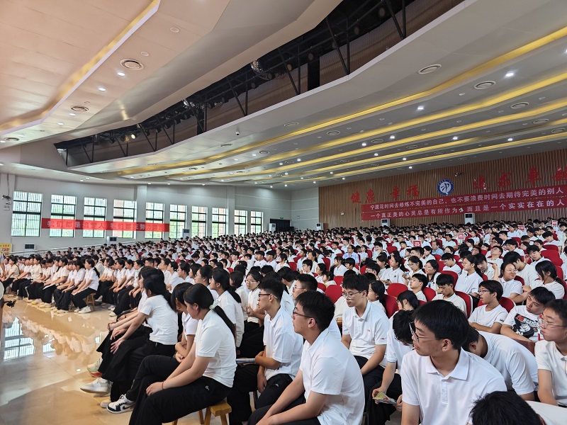 1787538346120777.jpg 检察院关工委进校园 (2).jpg