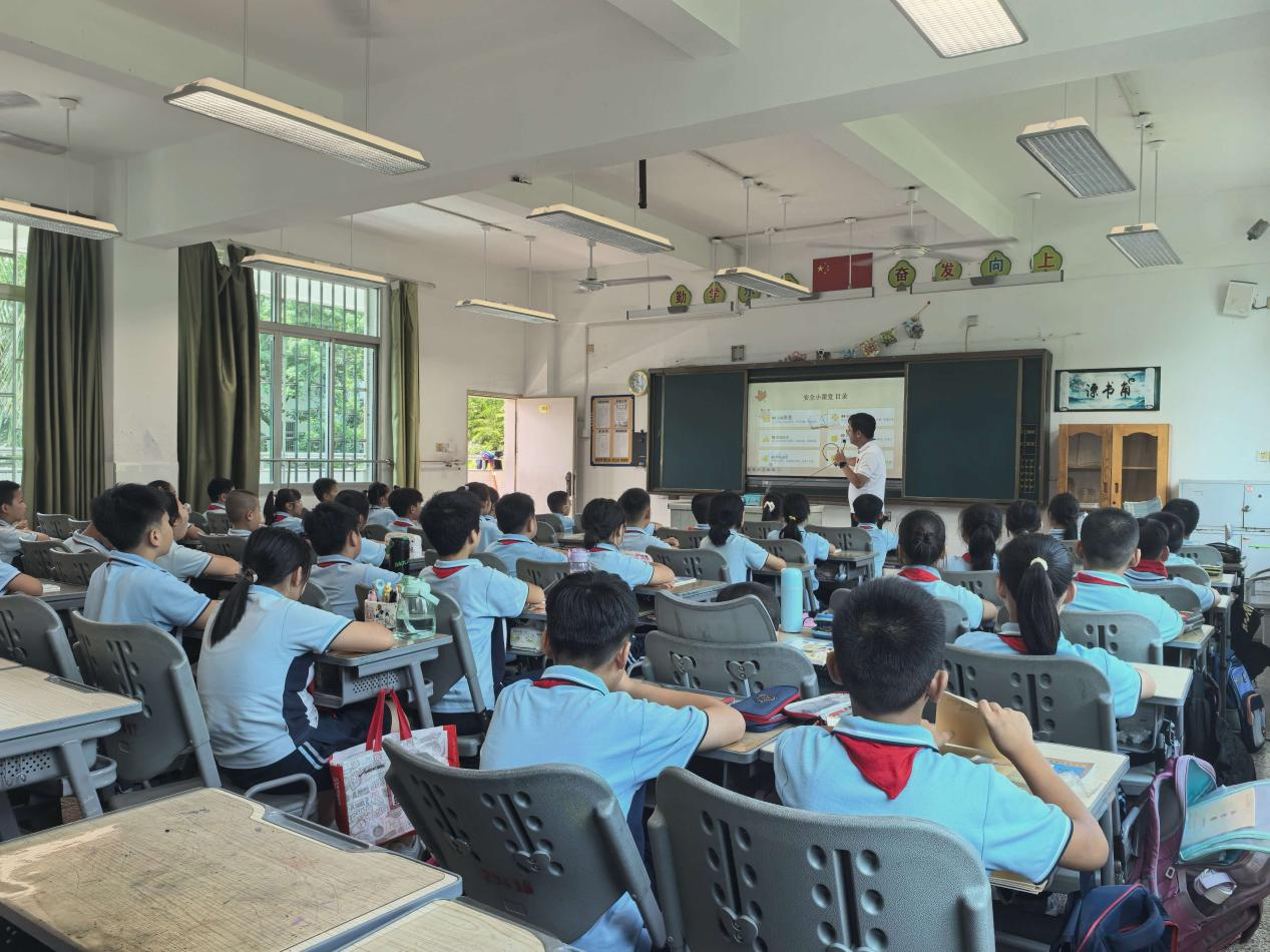 1788404312913133.png 福建省漳州市长泰区实验小学开展秋季开学主题教育系列活动3.png