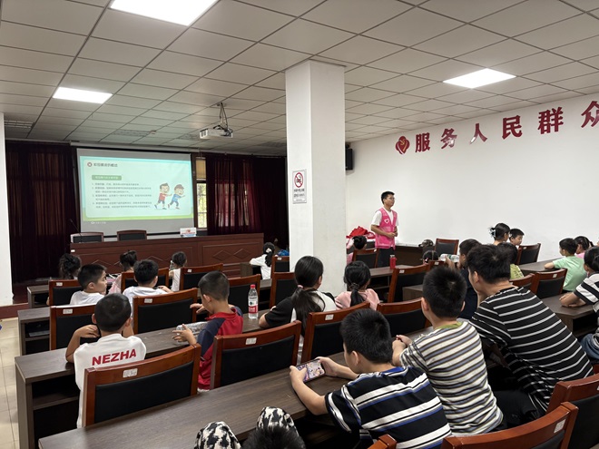1788486778569154.jpg 横扇街道北横村、姚家港村:以“拒绝校园霸凌”迎接快乐新学期.jpg