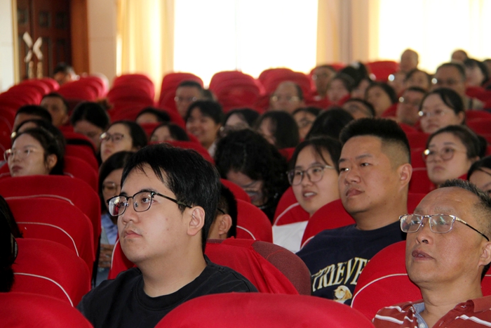 1788841836287661.jpg 保靖民族中学高三3.jpg