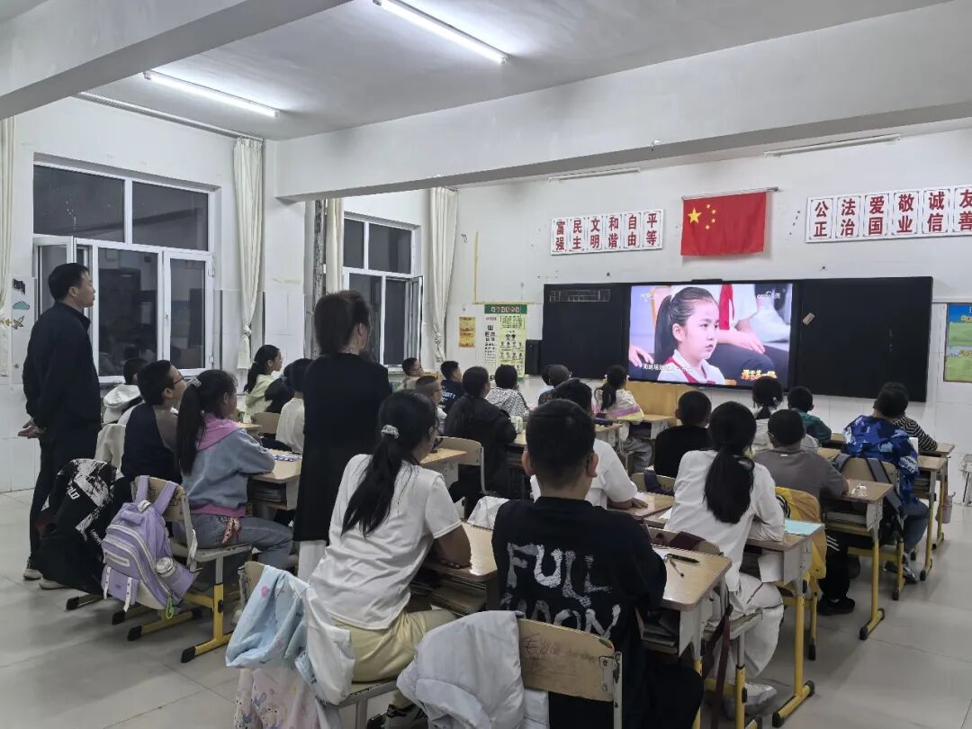 1788939306198512.png 图片5.png
