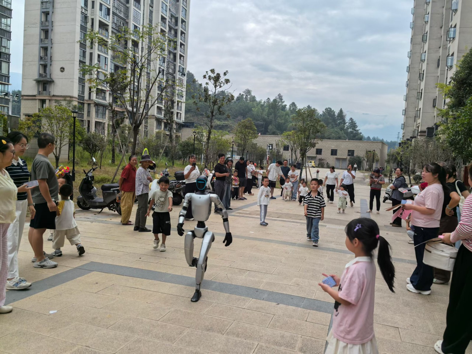 1789272019677245.jpg 让科学走进生活、走近群众。5.jpg