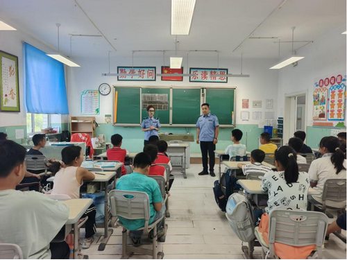 新星小学开展开学第一课主题宣讲活动1_副本.png