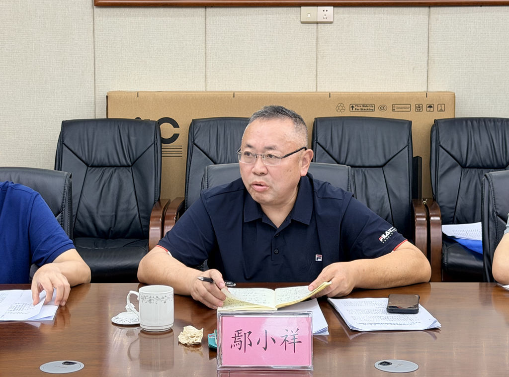 1789614198190587.jpg 陆主任调研三.jpg