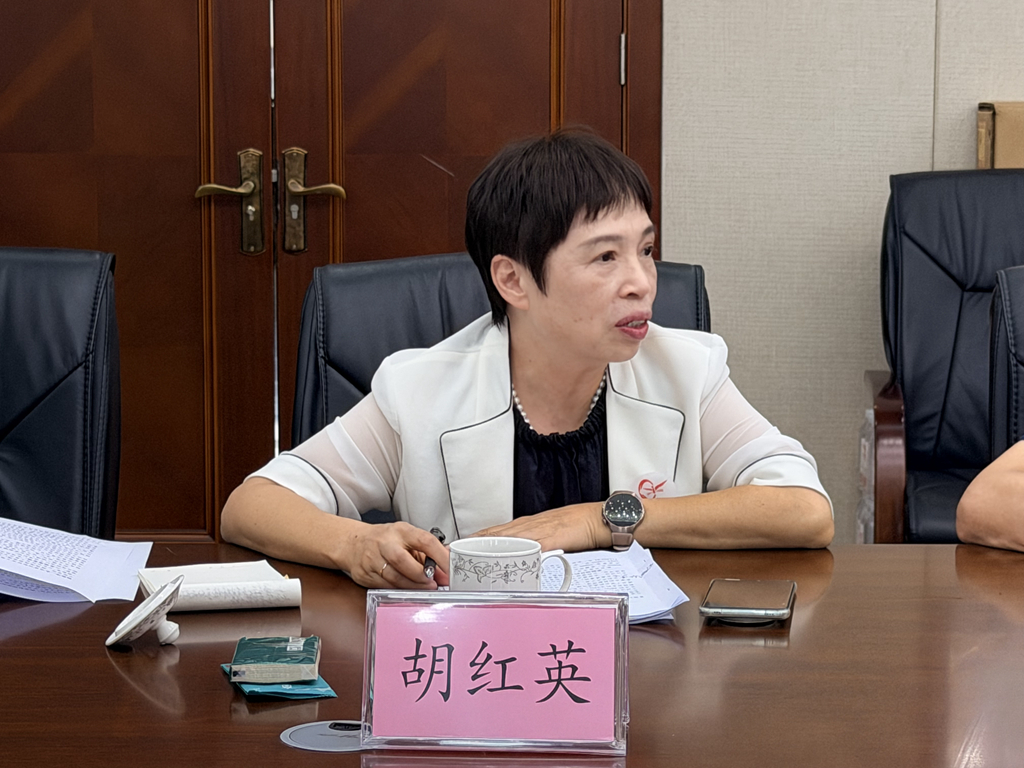1789614214318488.jpg 陆主任调研四.jpg