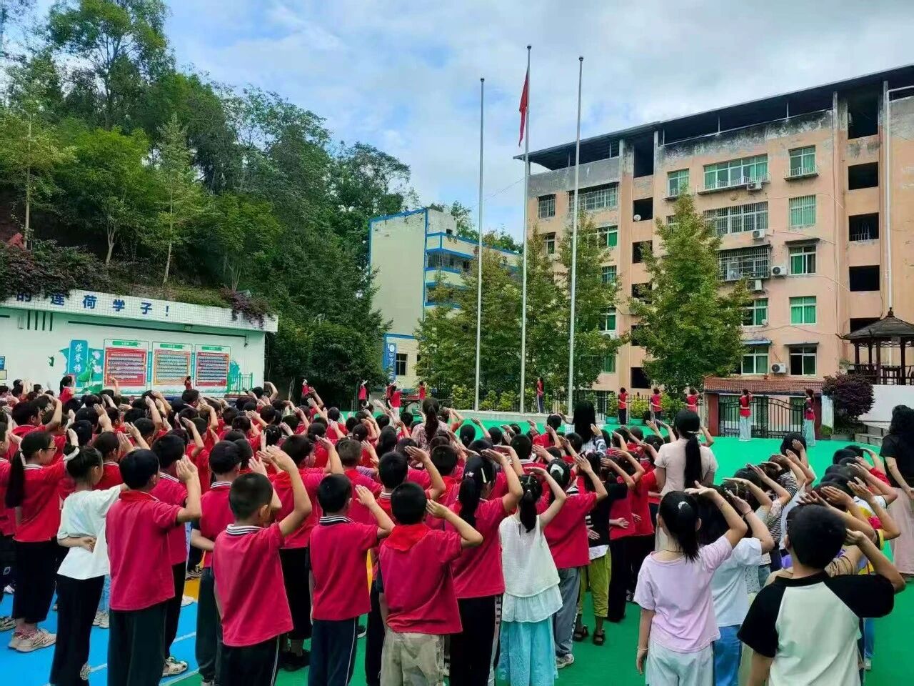 1789698780807984.jpg 微信图片_20260918095155_1780_9.jpg