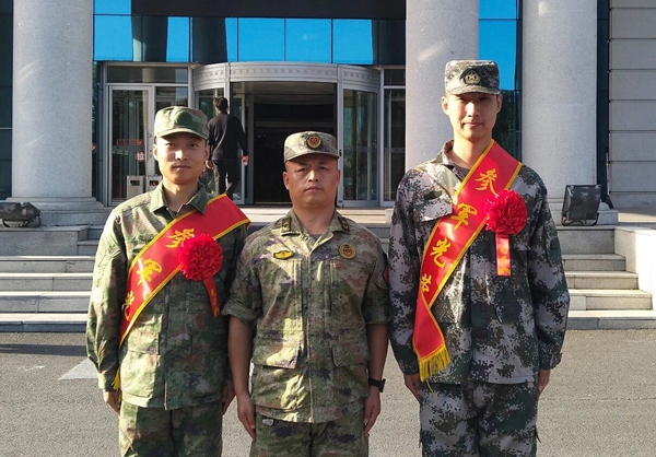 1789713236190563.jpg 3958_副本.jpg