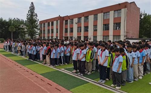 1789873422798189.jpg ec8f7c568dfdcf39e17ed475db812754_看图王.jpg