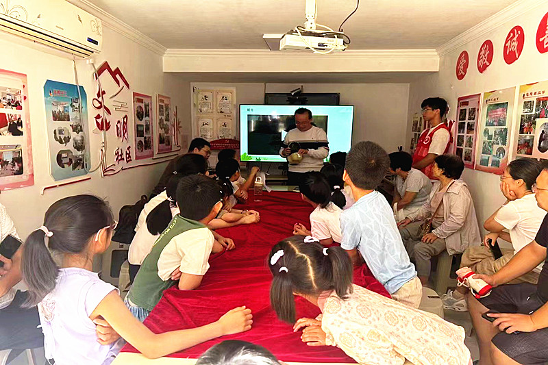 江苏省南京市鼓楼区江东街道聚福园社区关工委开展科普研学活动(1).jpg