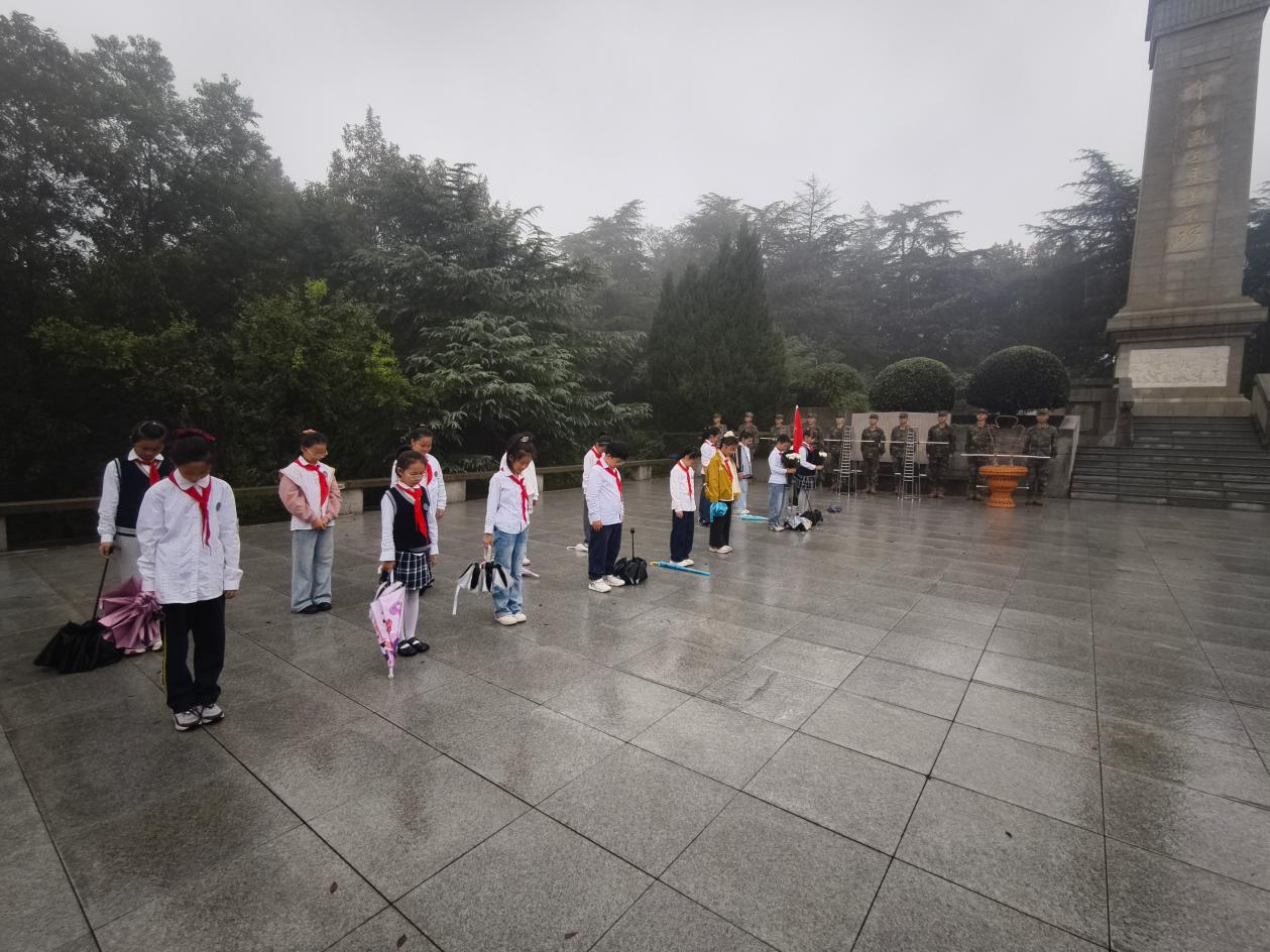 1790595212831183.png 图片2.png