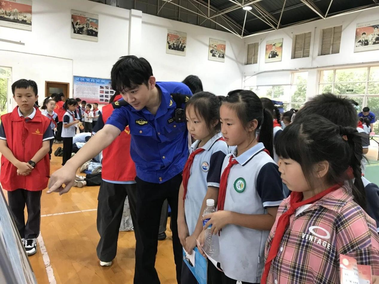 1790729422183323.png 图片1.png