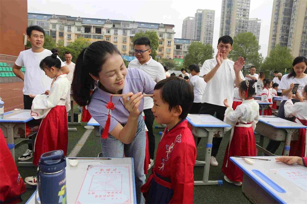1791435696929315.jpg 入学礼7_new1.jpg