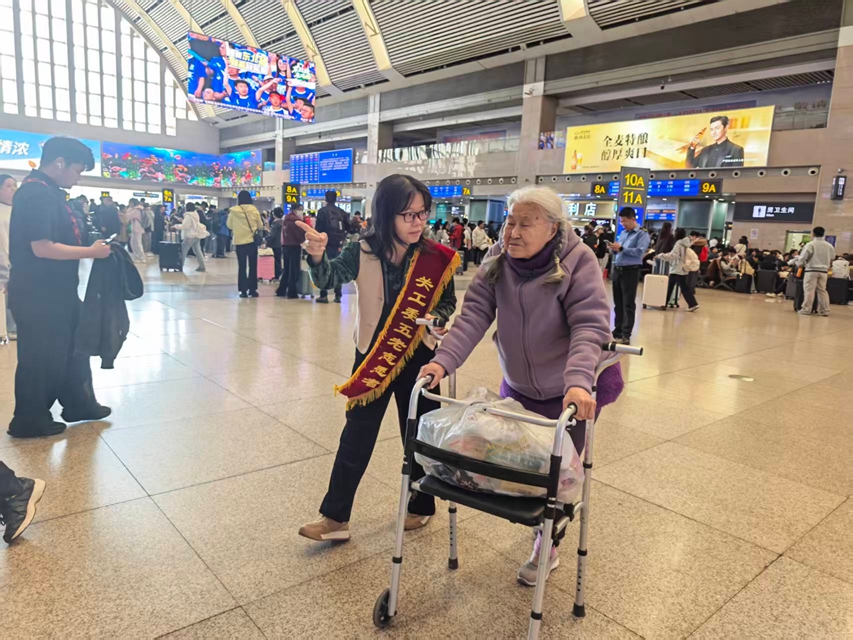 1791469771178393.jpg 沈阳站3.jpg