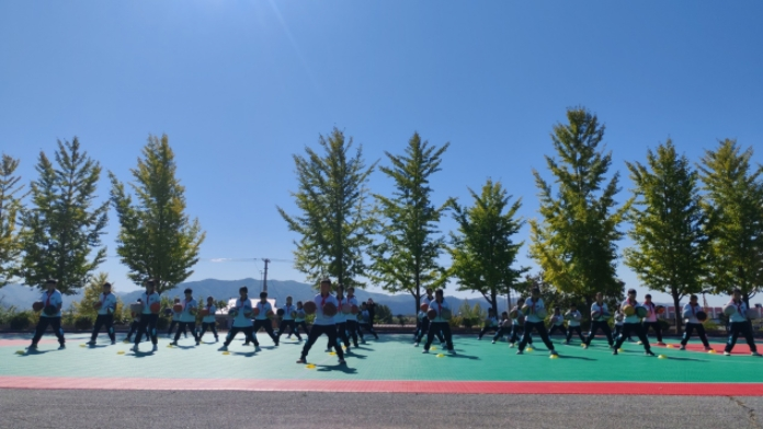 古楼蓝球3.png