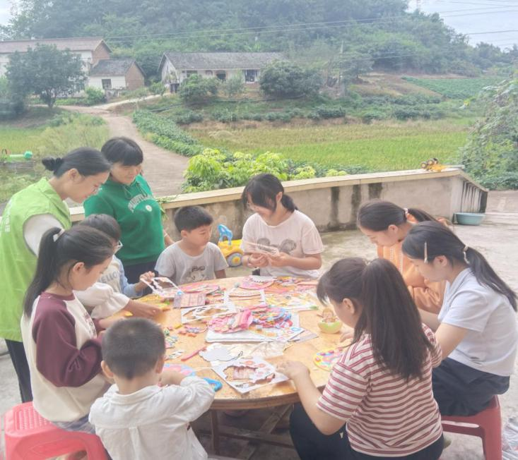 友爱村1.png